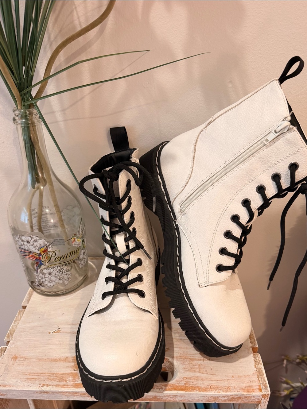 Sincerly Jules White Lace-Up Combat Boots with Black Laces - Picture 2 of 5